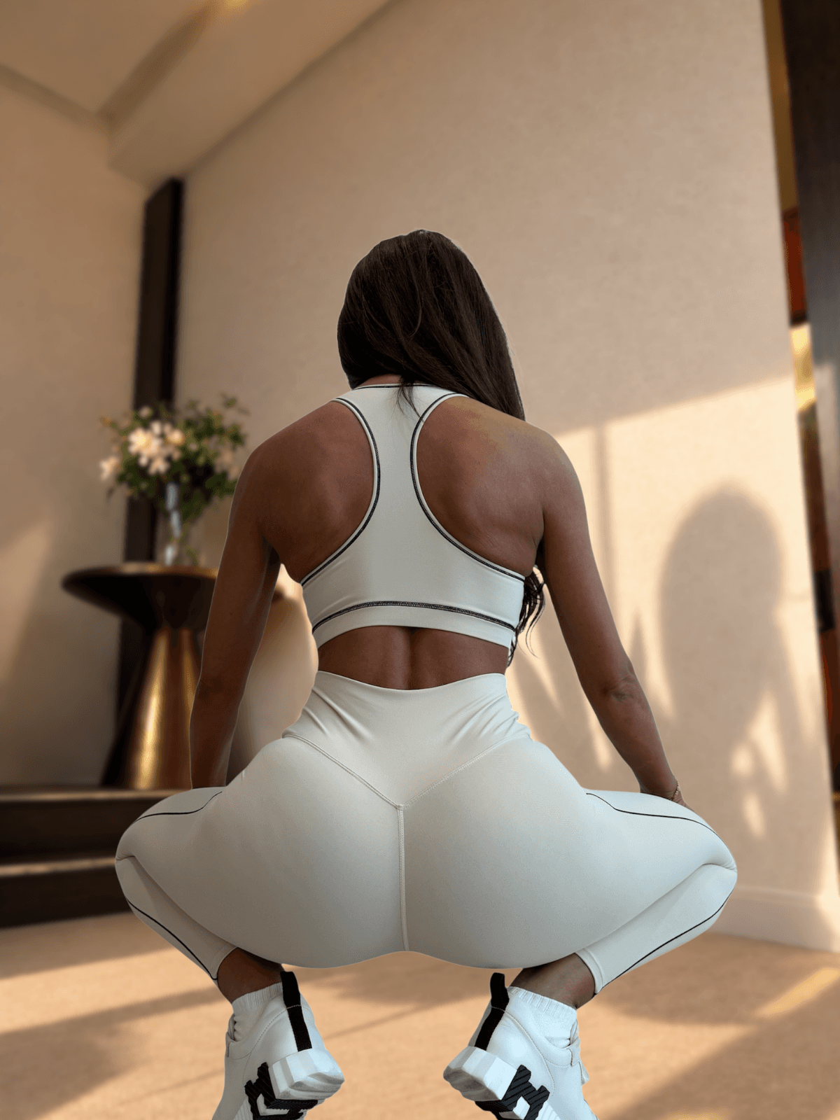 ACTIVE GLOW Cream Leggings