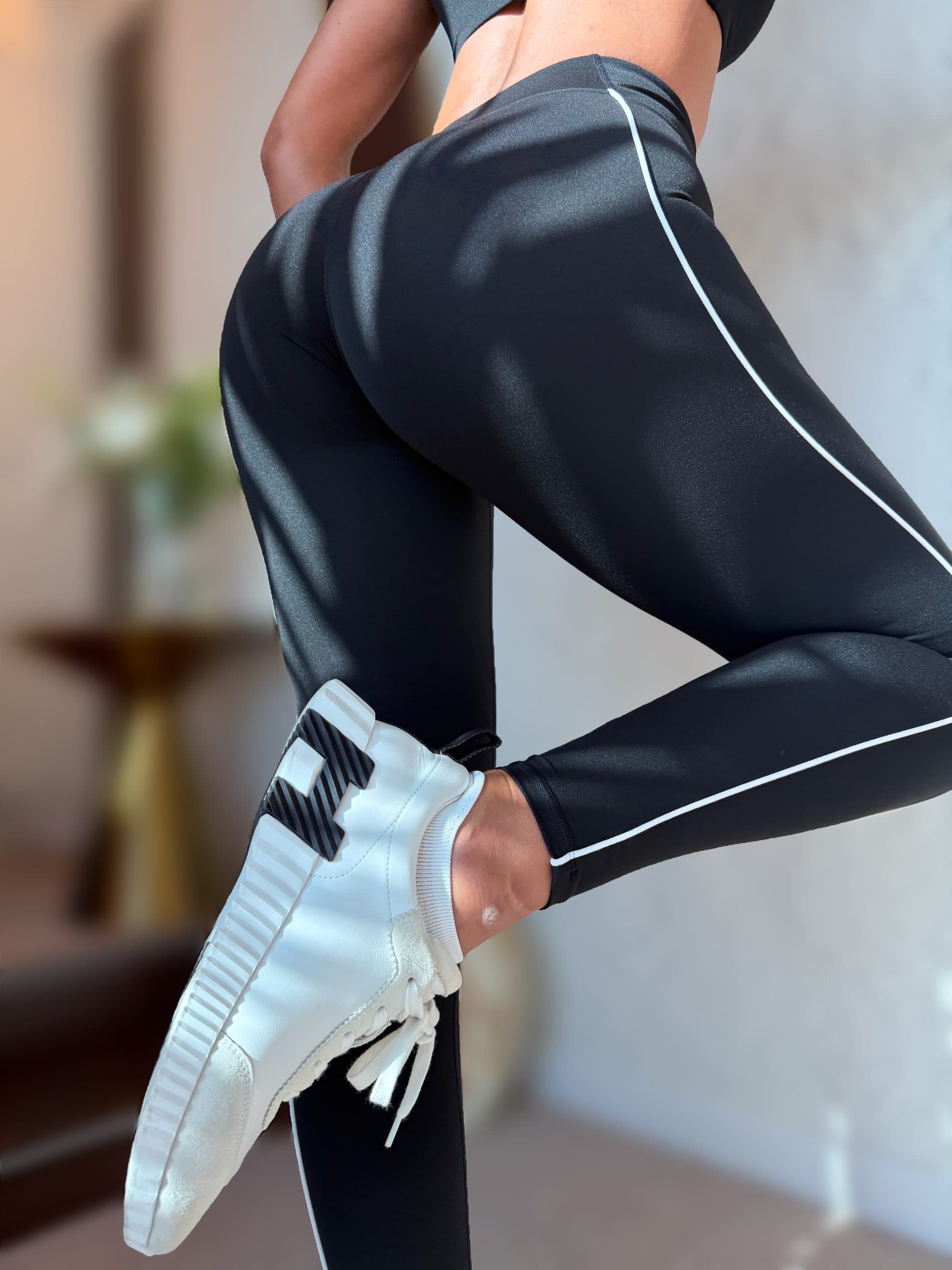 FLOWER Black Leggings